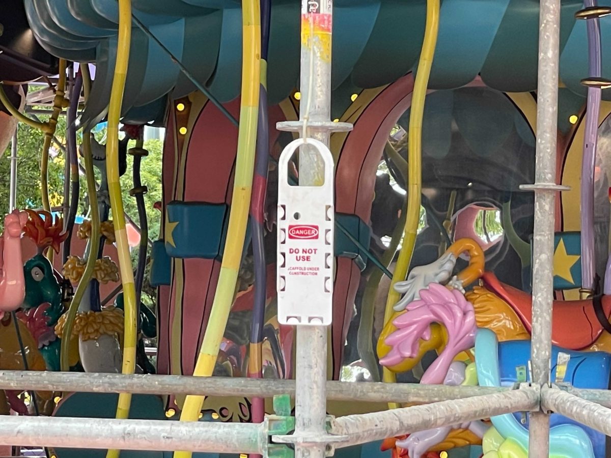 caro-seuss-el-refurb_02