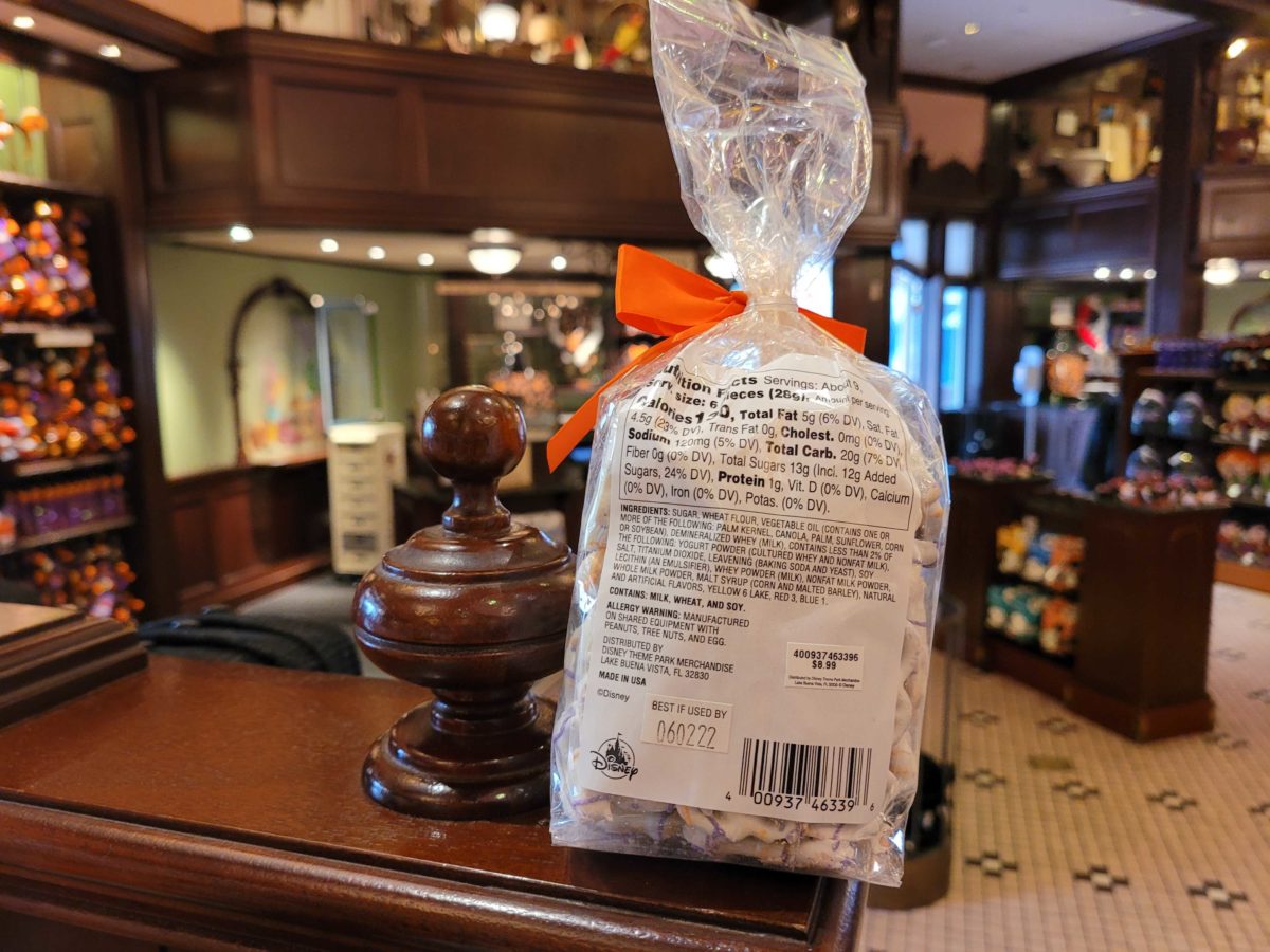 disneyland-halloween-merch-085718