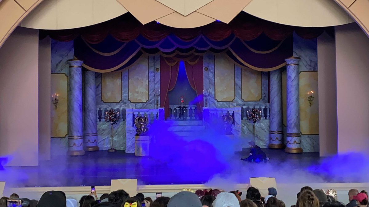 disneys-hollywood-studios-beauty-and-the-beast-live-on-stage-3-9573073