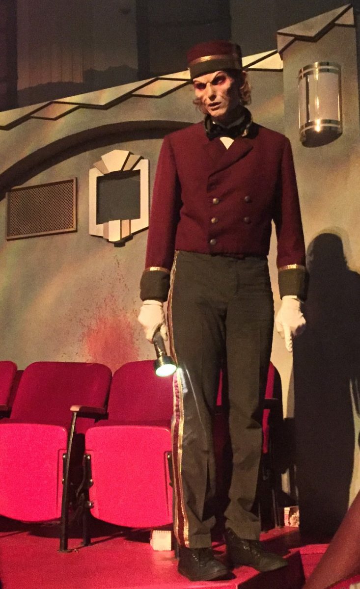 hhn-25-icons-scare-zone-the-usher-5-8040865