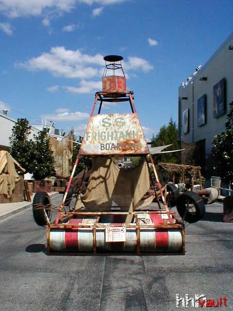 hhn-xii-nightmare-alley-ss-frightanic-bouy-hhnwiki-1389499