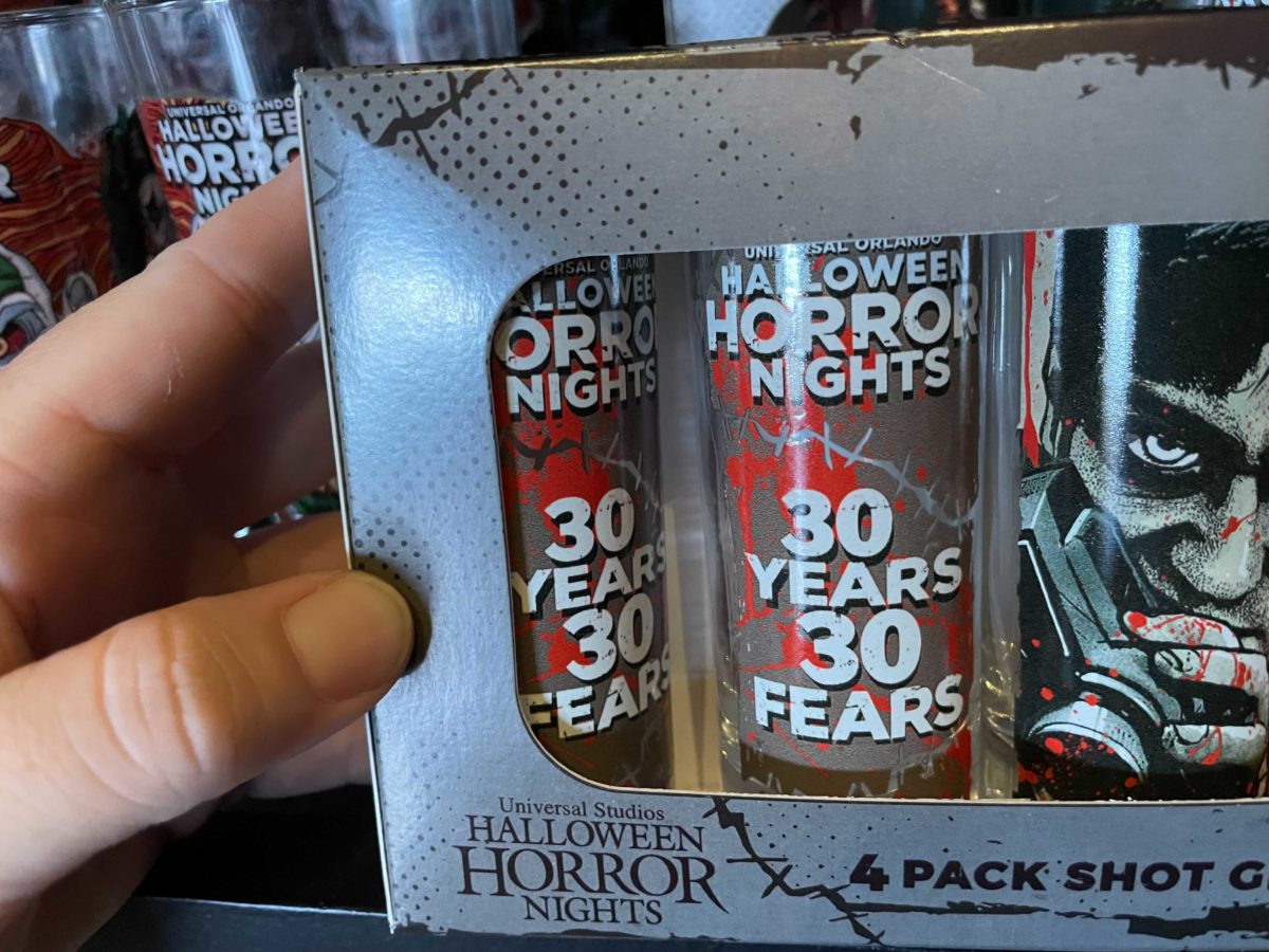 halloween-horror-nights-shot-glasses-2