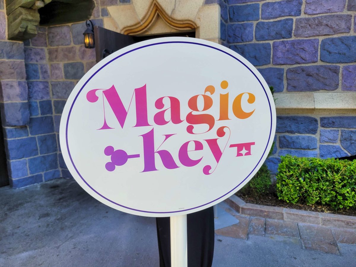 magic-key-sign