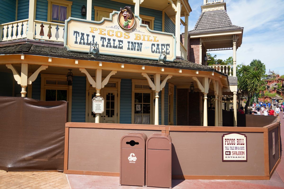 magic-kingdom-frontierland-boardwalk-4-8298365