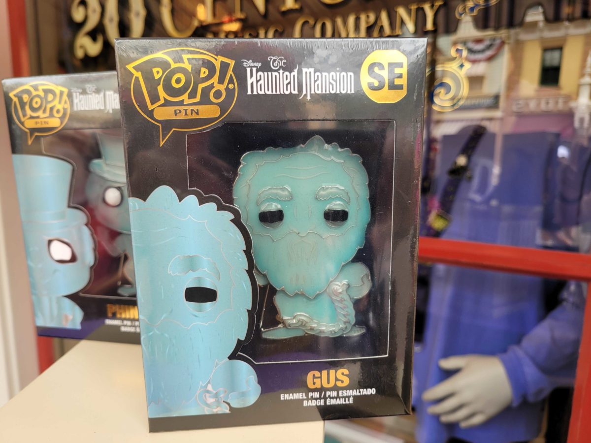 the-haunted-mansion-funko-pop-jumbo-hitchhiking-ghost-pins-14-4803488