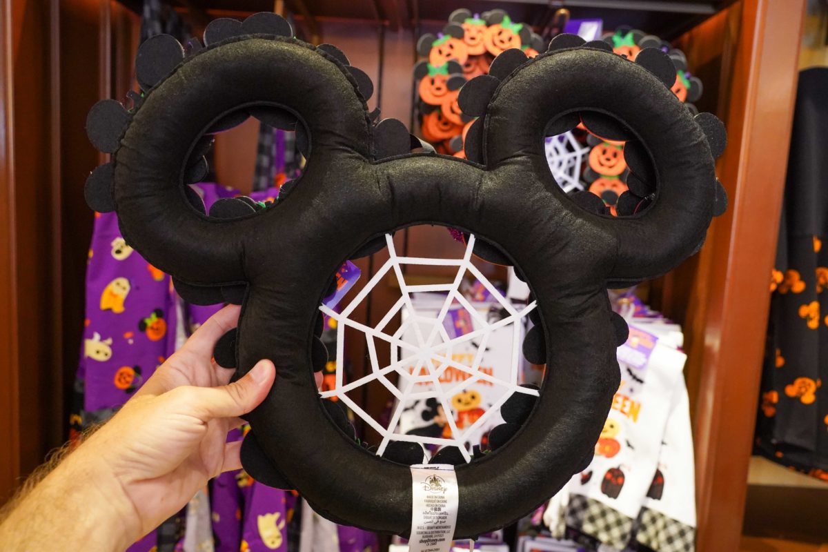 wdw-halloween-mickey-and-minnie-pumpkin-wreath-7-1840337