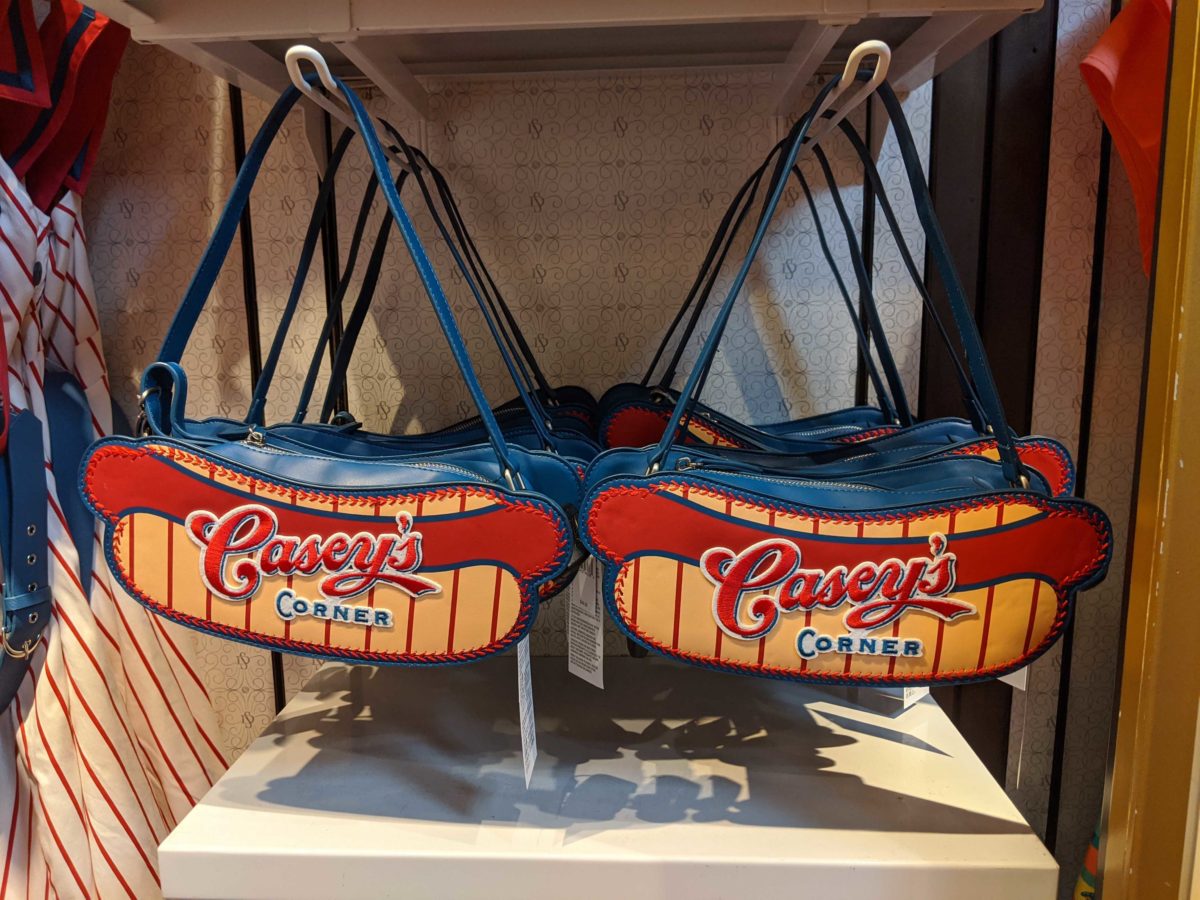 caseys-corner-hot-dog-handbag-3