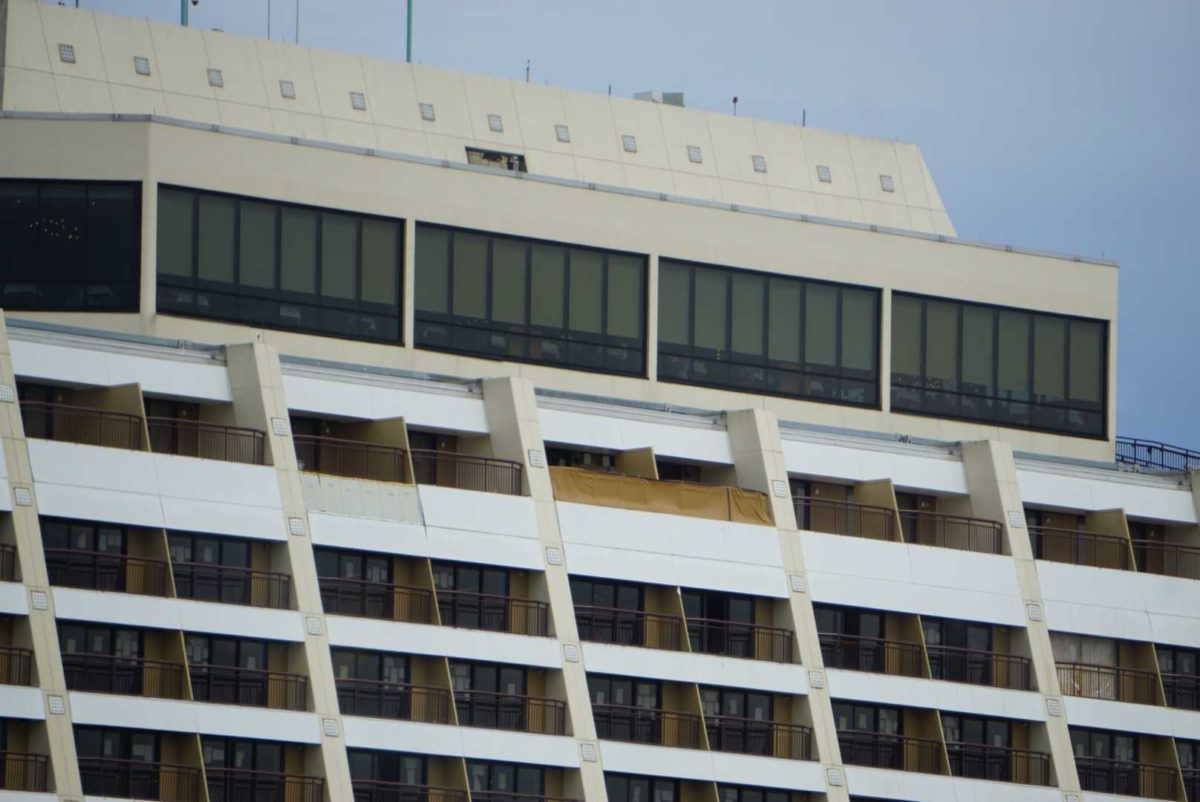 PHOTOS: Tarps Return to Exterior of Disney's Contemporary Resort Amidst ...