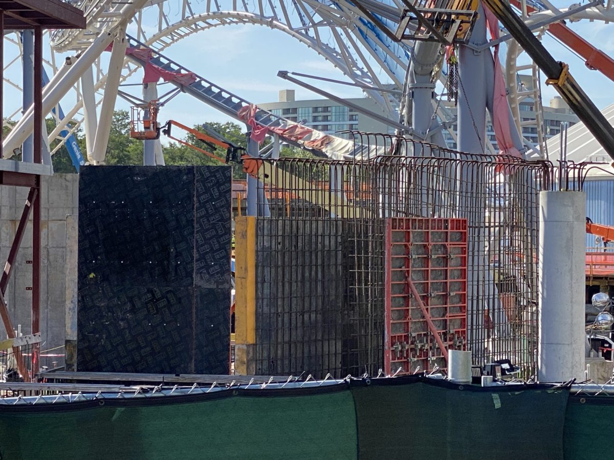 tron-construction-4348