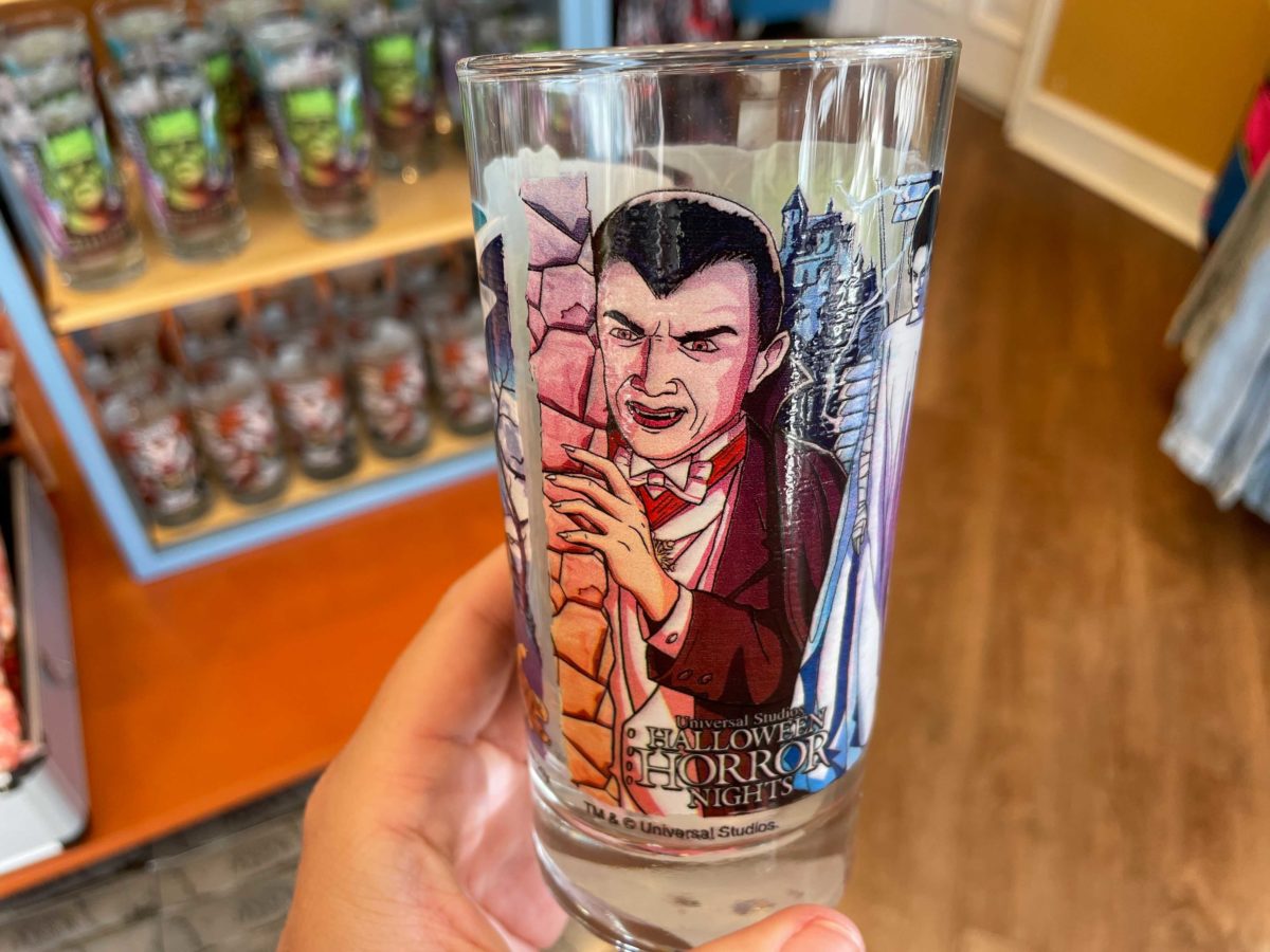universal-monsters-glass-2