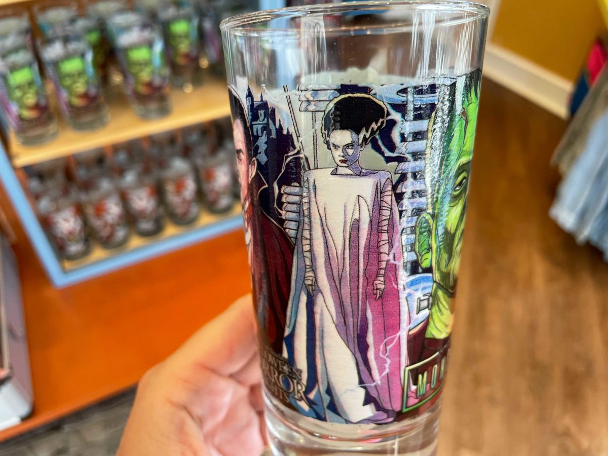 universal-monsters-glass-3
