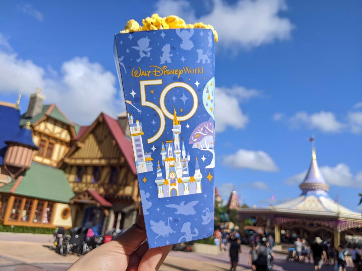 50th-anniversary-popcorn-cardboard_04