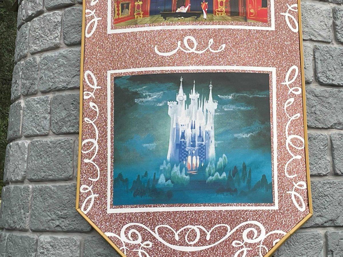 50th-banners-cinderella-castle-11