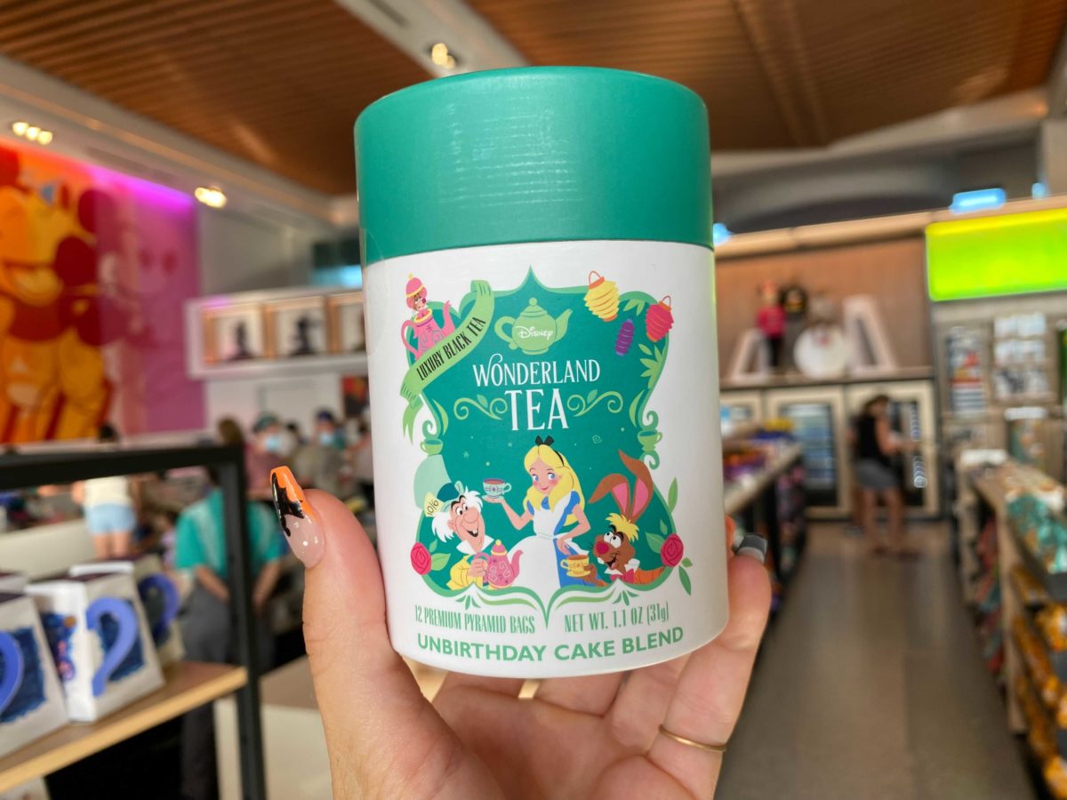 alice-in-wonderland-tea-epcot-10-8299308
