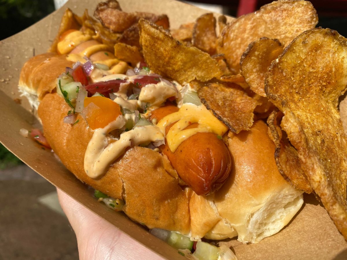 dak-kusafiri-coffee-shop-bakery-red-chili-hot-dog-4-1780682