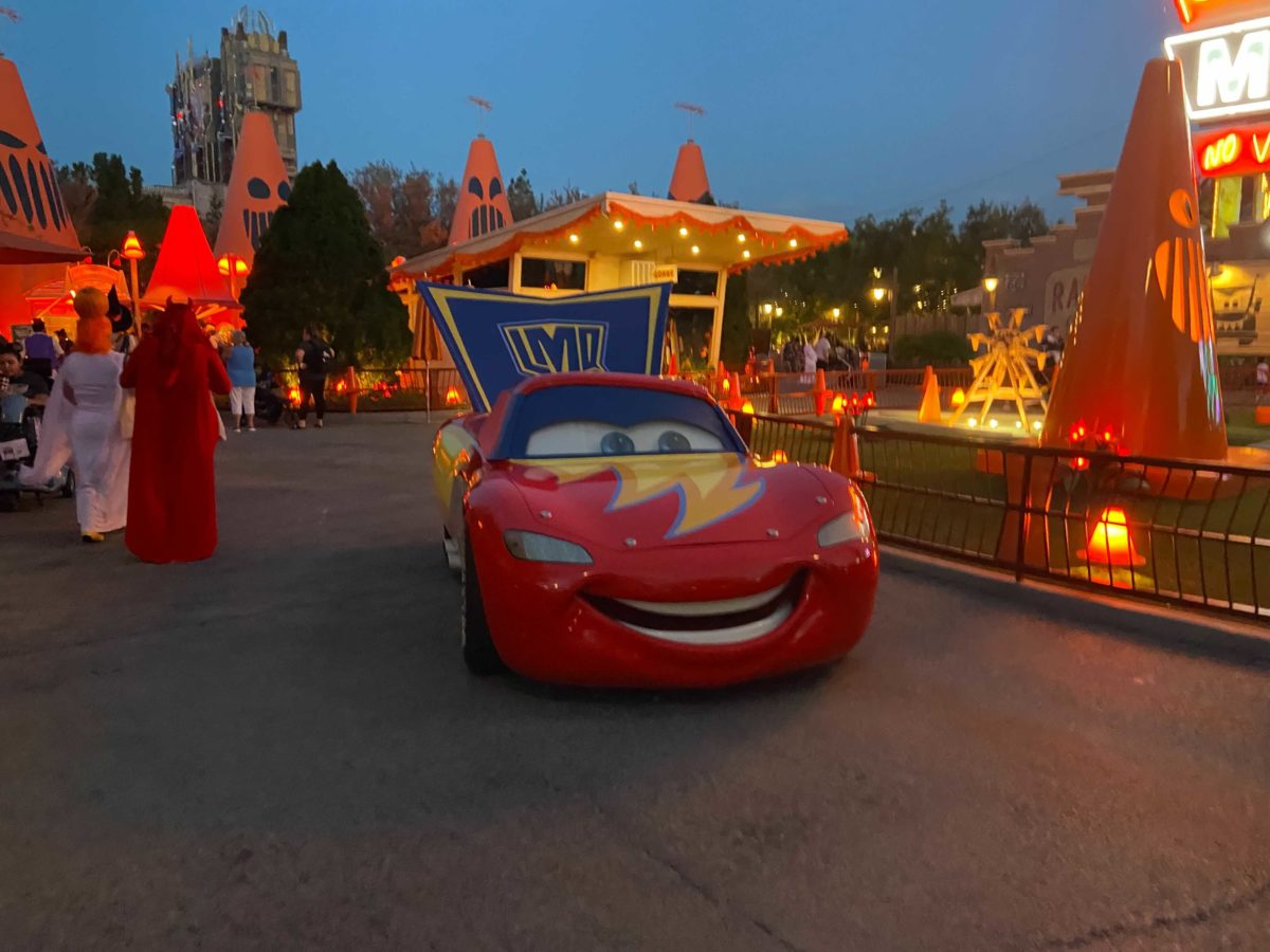 dca-oogie-boogie-bash-lightning-mcqueen-2-6133377