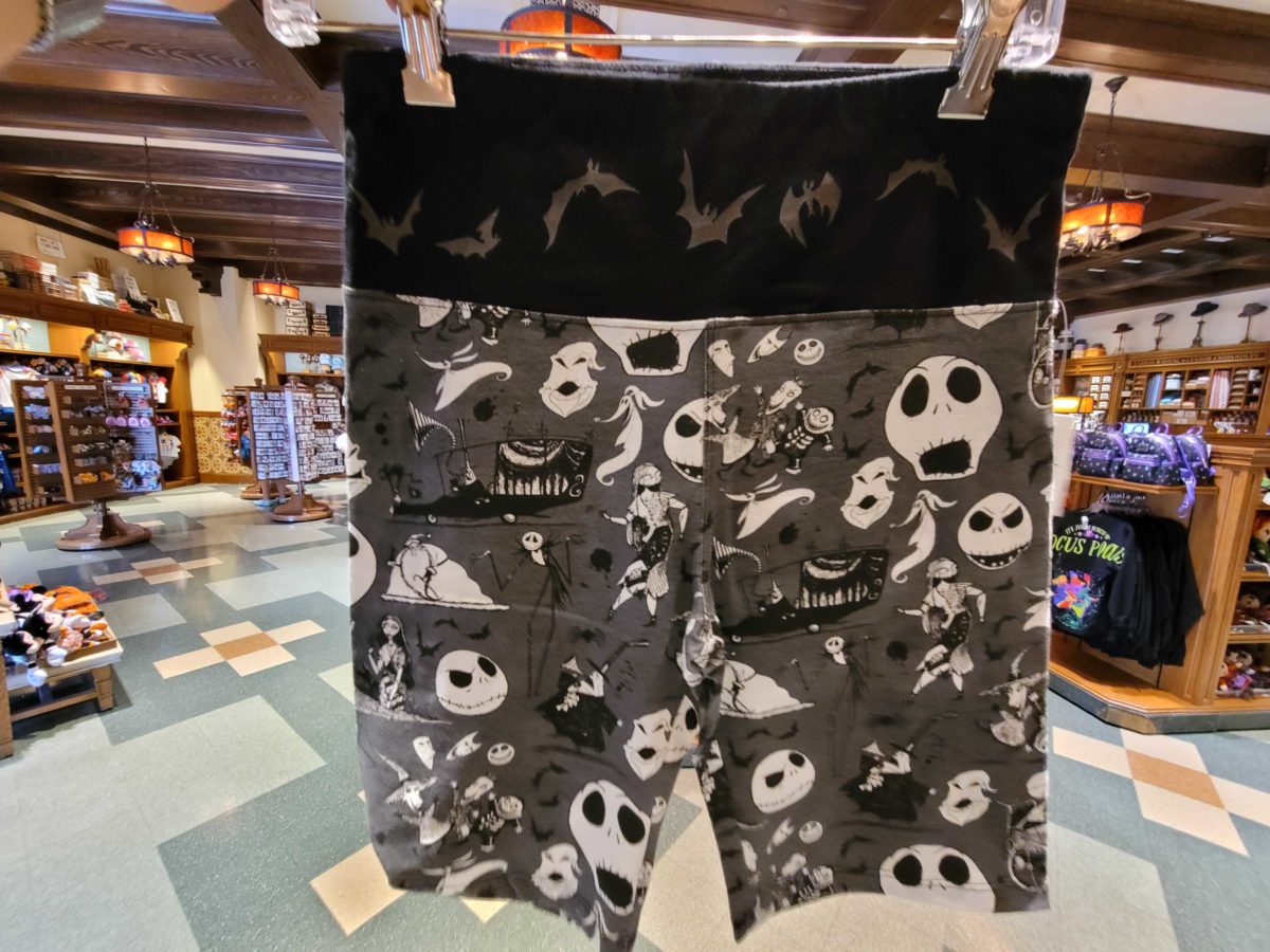 dca-the-nightmare-before-christmas-oogie-boogie-shorts-3-3742976