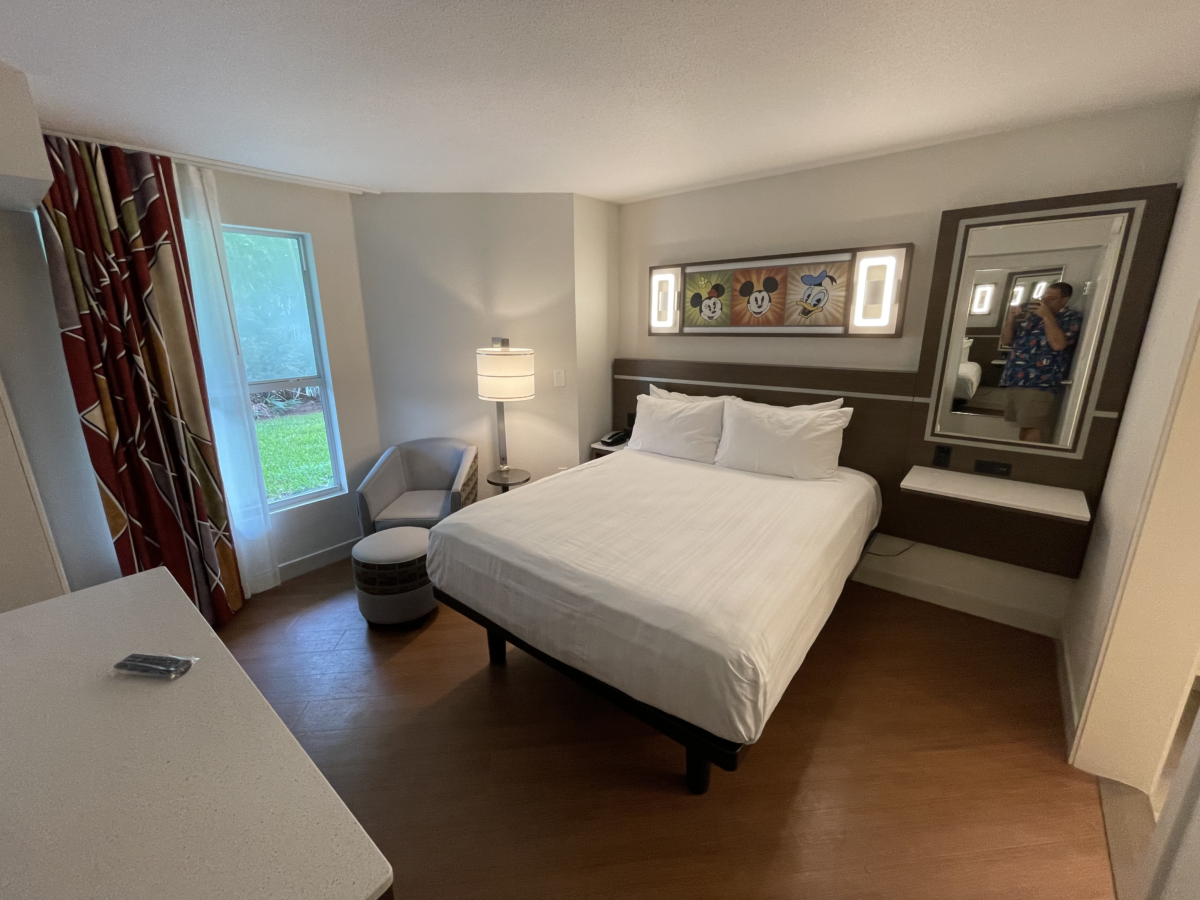disneys-all-star-music-resort-family-suite-room-tour-9-24-21-44