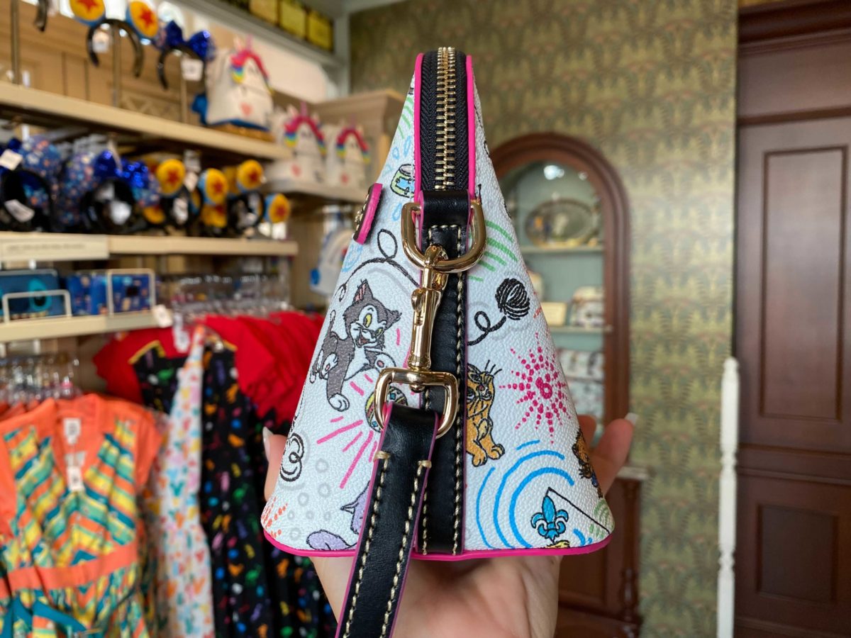dooney-bourke-paw-pals-cats-crossbody-12-3263483