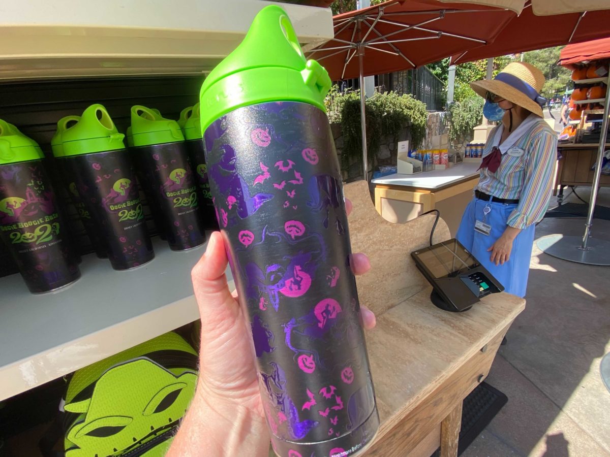oogie-boogie-bash-2021-water-bottle-7-2900252