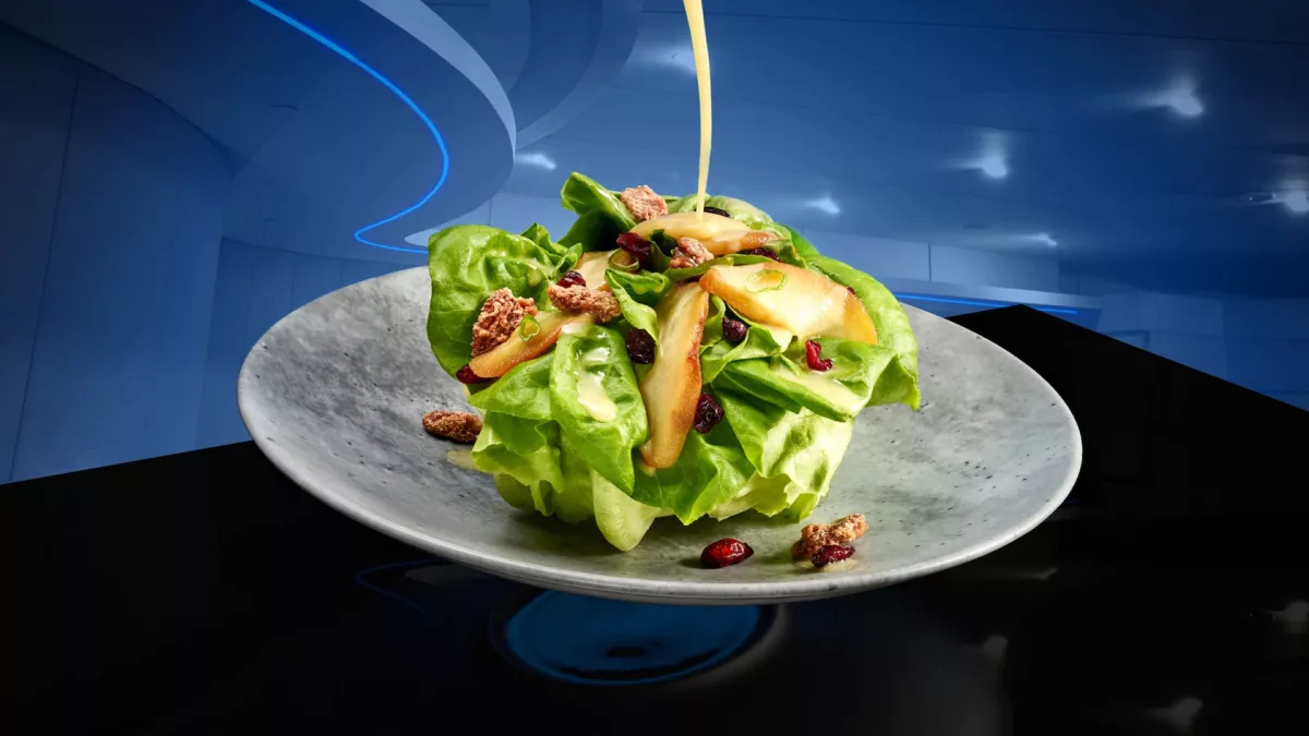 space-greens-salad-16x9-2449172