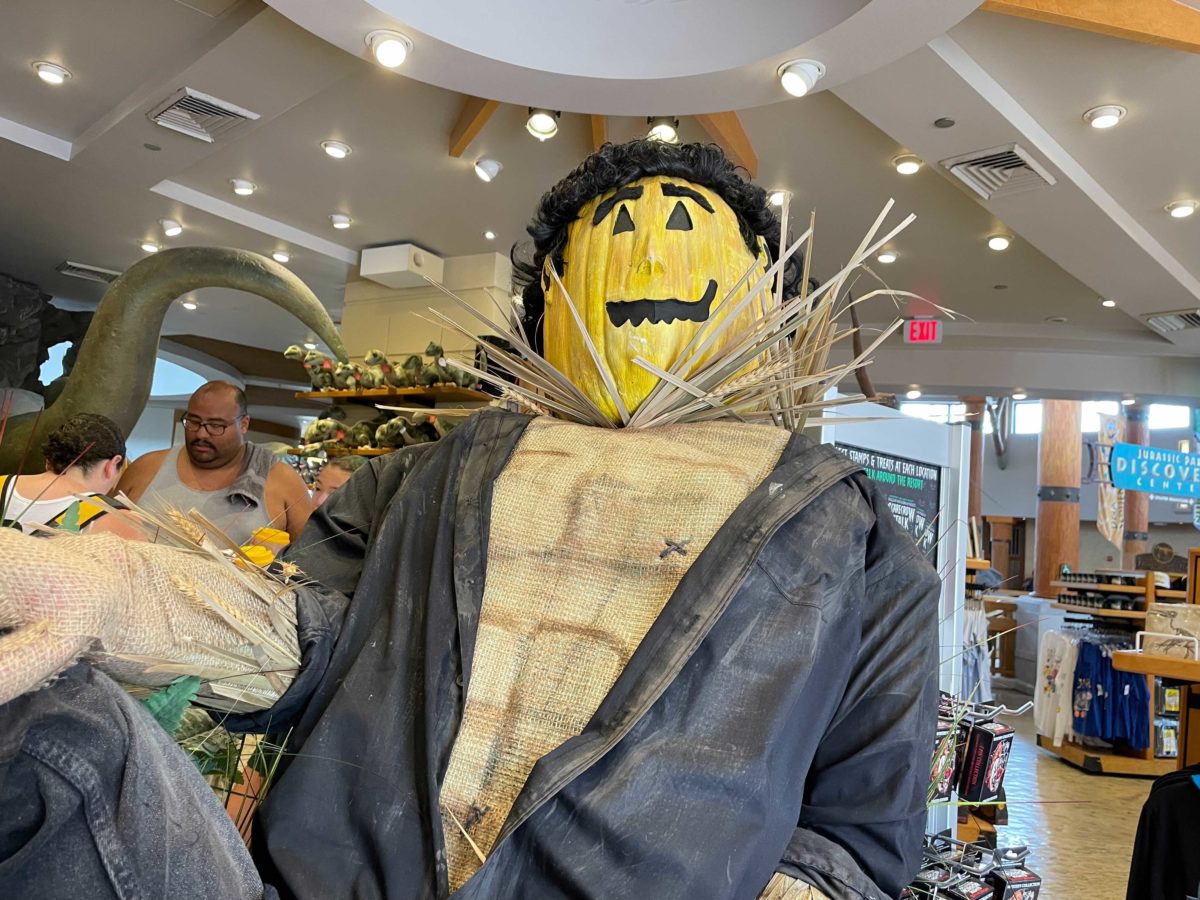 uor-scarecrow-stalk-dinostore-4-8251247