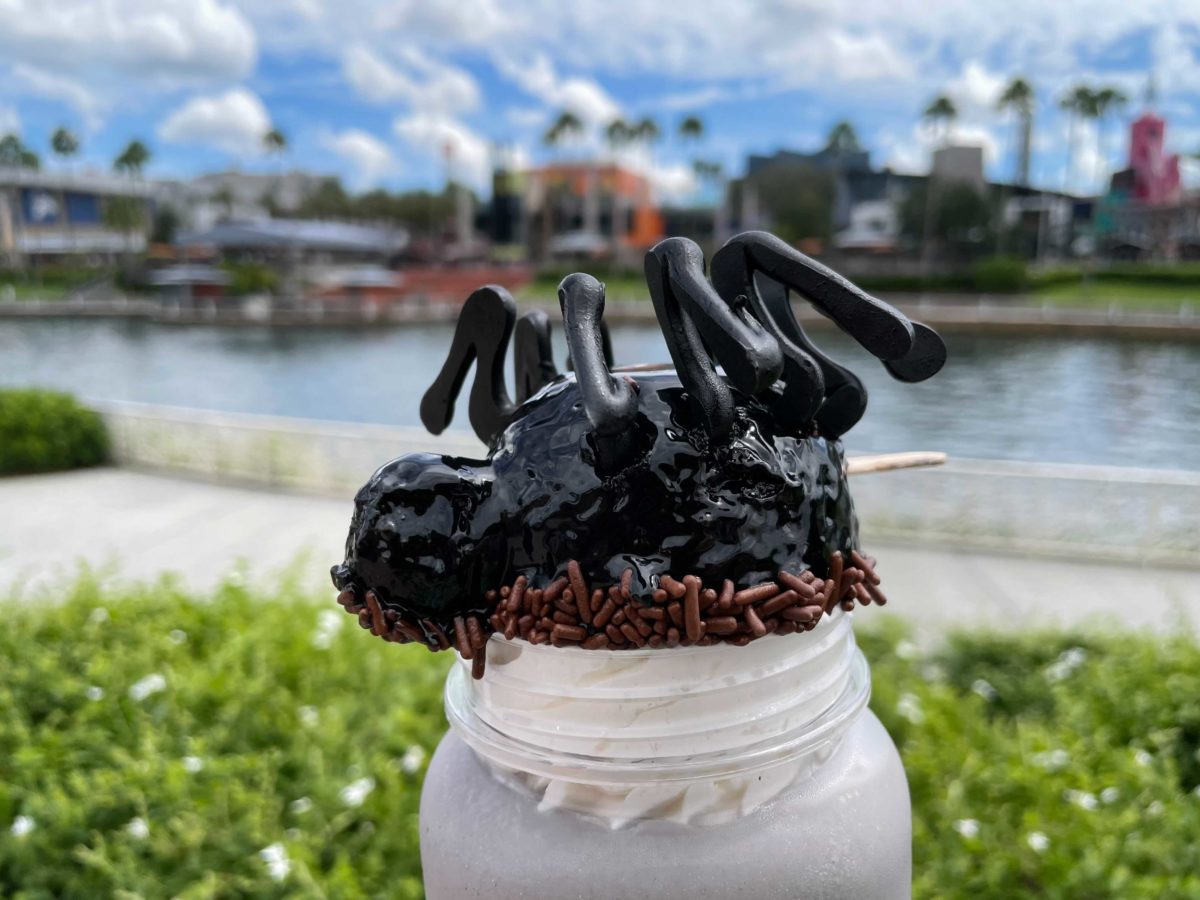 uor-toothsome-chocolate-emporium-spider-shake-16-4248451