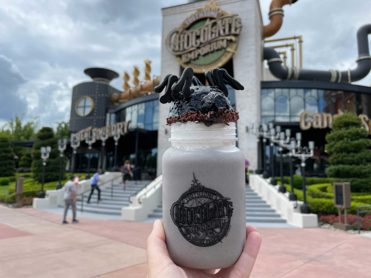 uor-toothsome-chocolate-emporium-spider-shake-3-5491862
