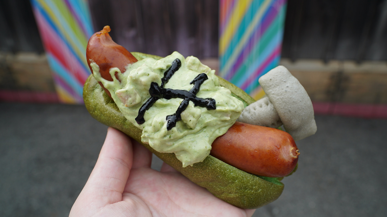 REVIEW ‘Frankenstein Dog’ is a Frightfully Delicious Halloween Snack