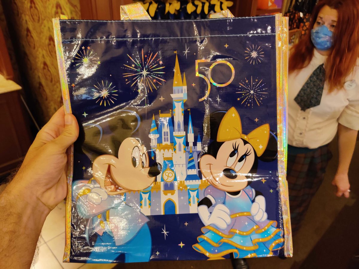 wdw-50th-anniversary-reusable-bags-4-2654026
