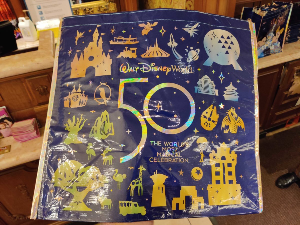 wdw-50th-anniversary-reusable-bags-5-5494506