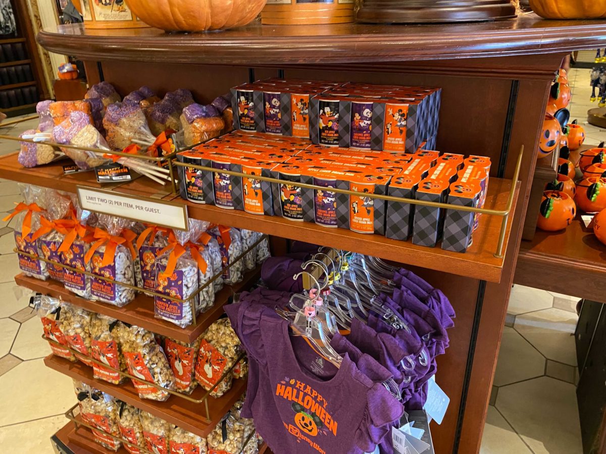 wdw-halloween-merchandise-countdown-calendar-2-2009687