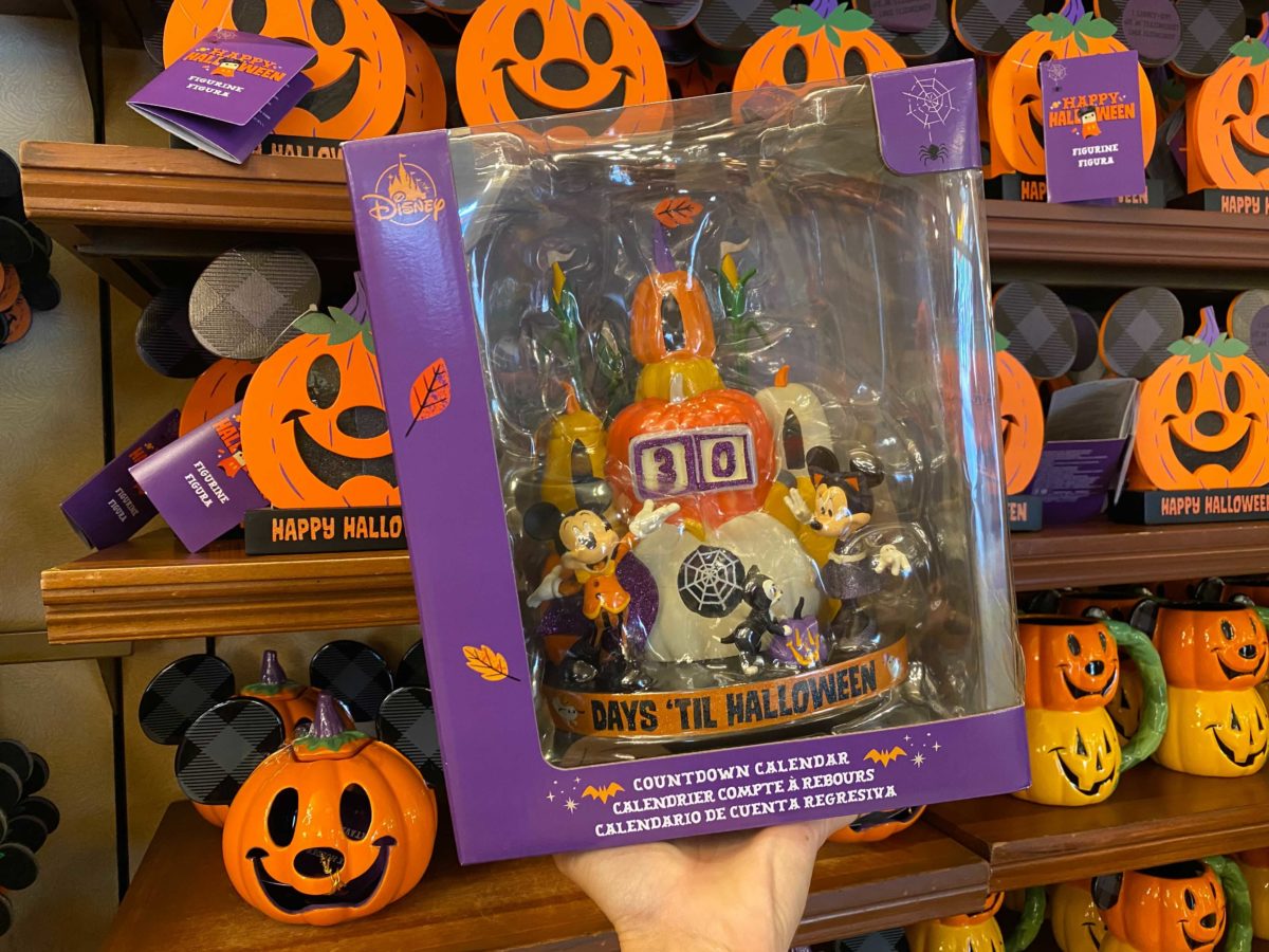 wdw-halloween-merchandise-countdown-calendar-4-9405775