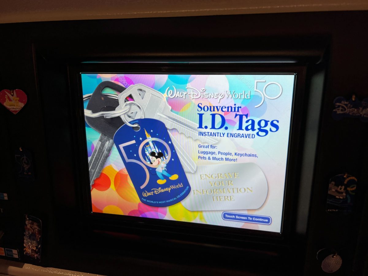 wdw50thengravabledogtags_1