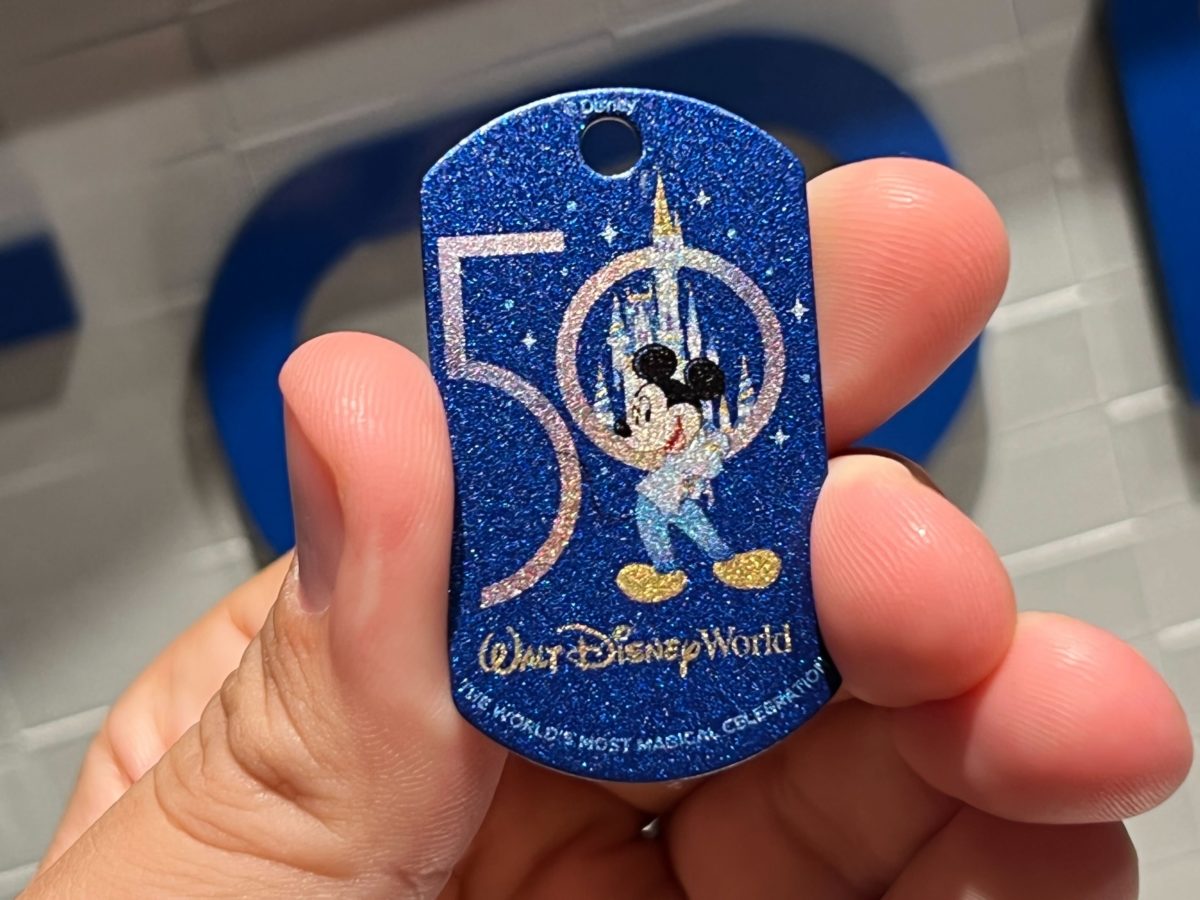 wdw50thengravabledogtags_15