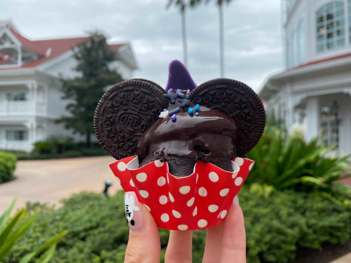 be-witching-minnie-mouse-cupcake-5