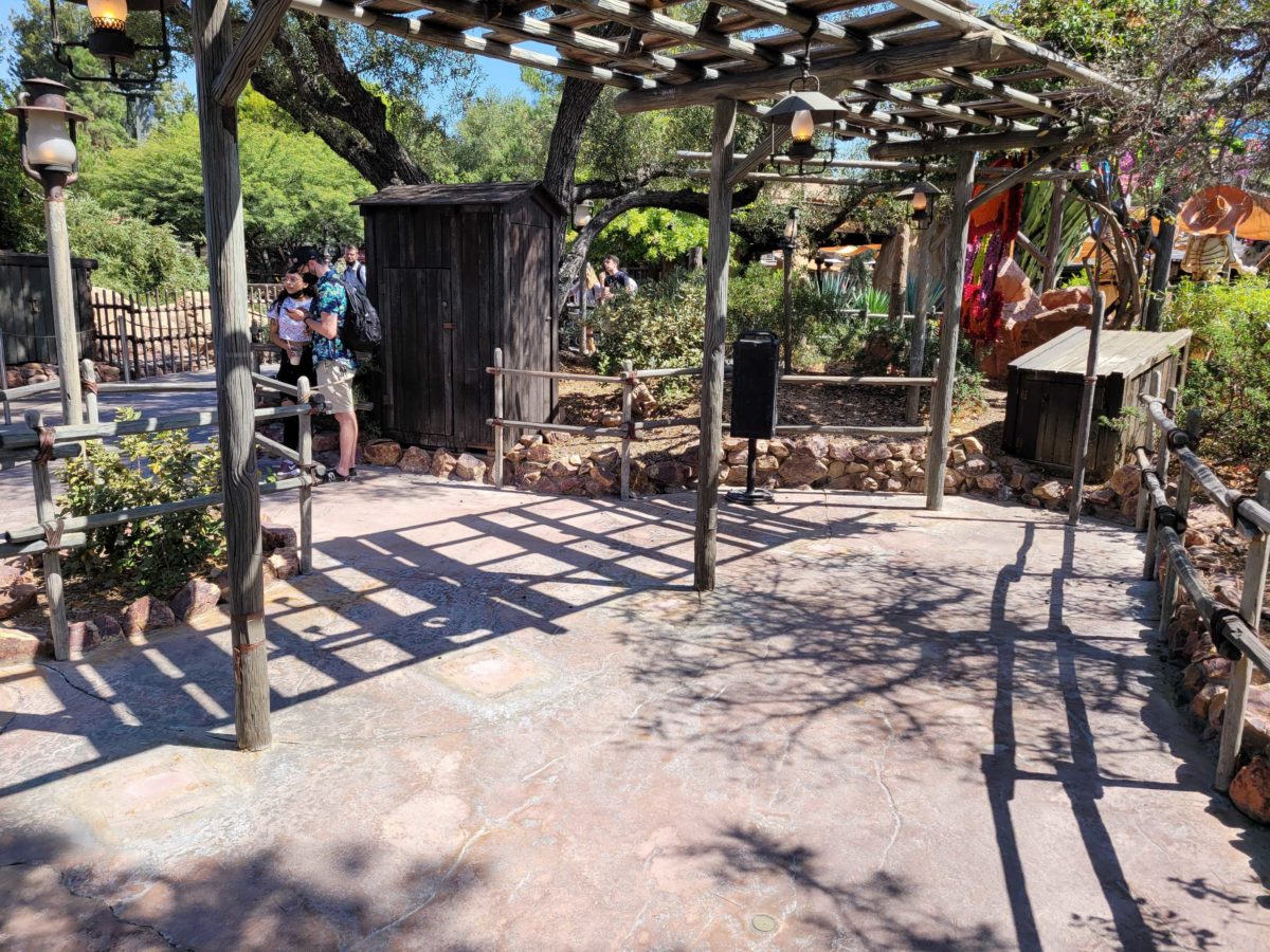 big-thunder-fastpass-kiosks-gone-2-4657010