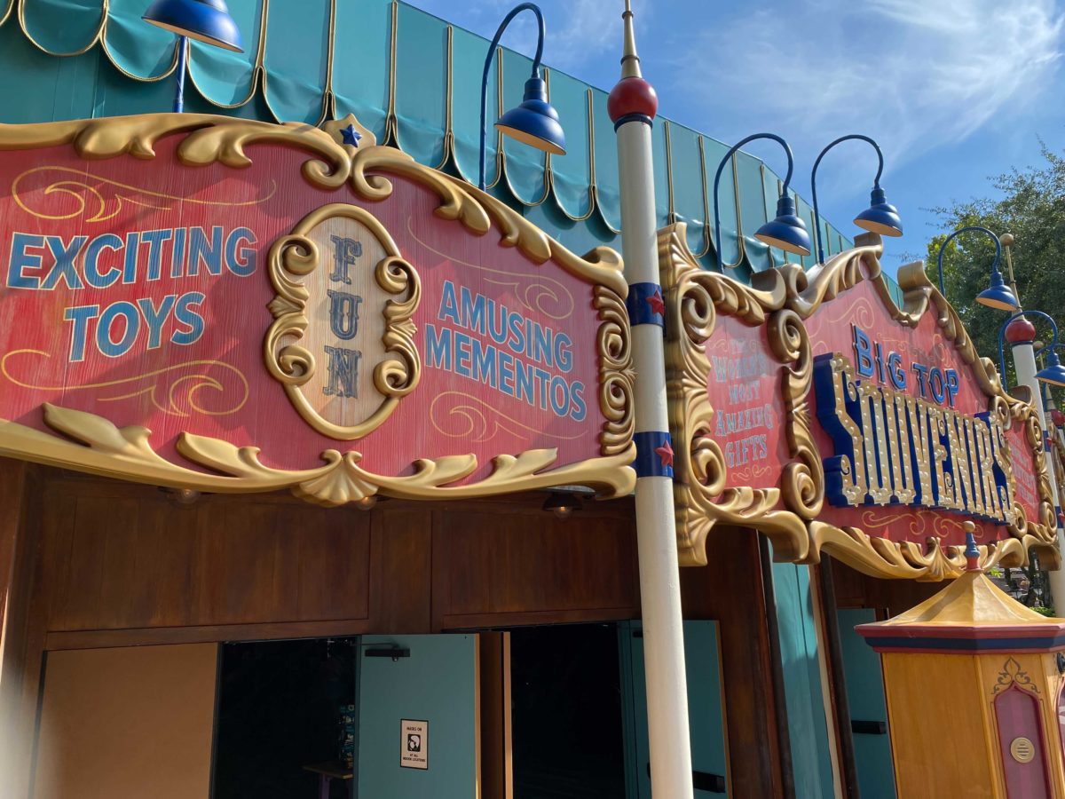 big-top-souvenirs-sign-5