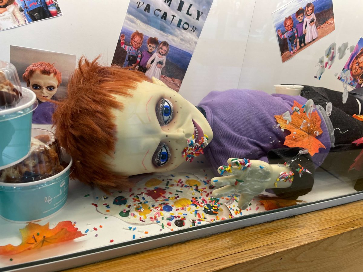 chucky-cinnabon-display-9