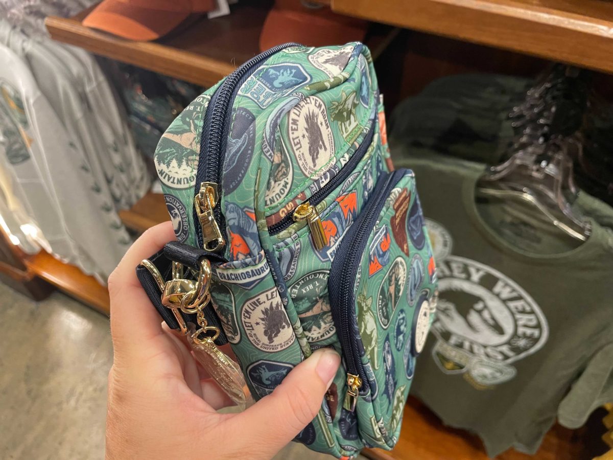 dinosaur-observation-committee-crossbody-bag-7-7126700