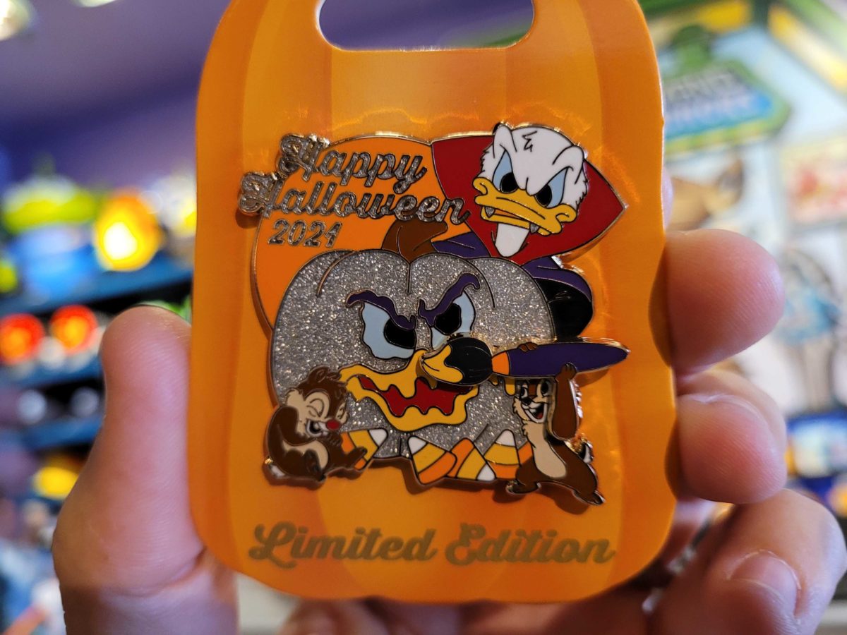 donald-duck-chip-and-dale-halloween-pin-dl-2