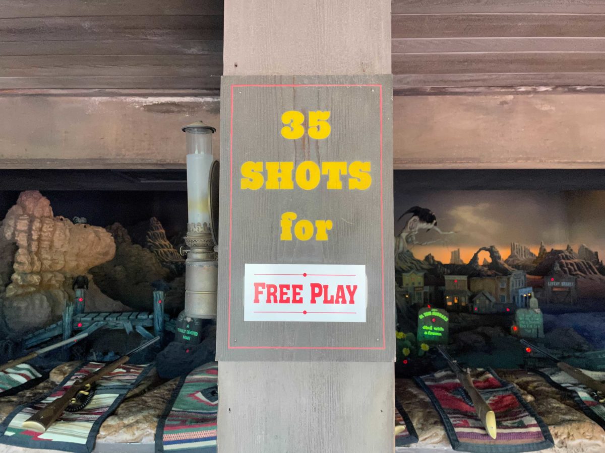 frontierland-shootin-arcade-1-3099723