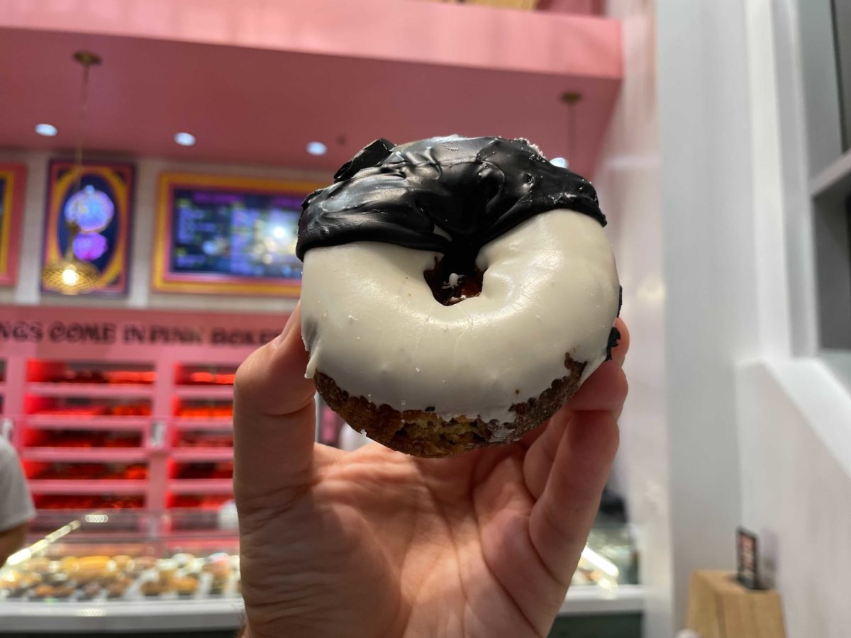 halloween-voodoo-doughnuts-4