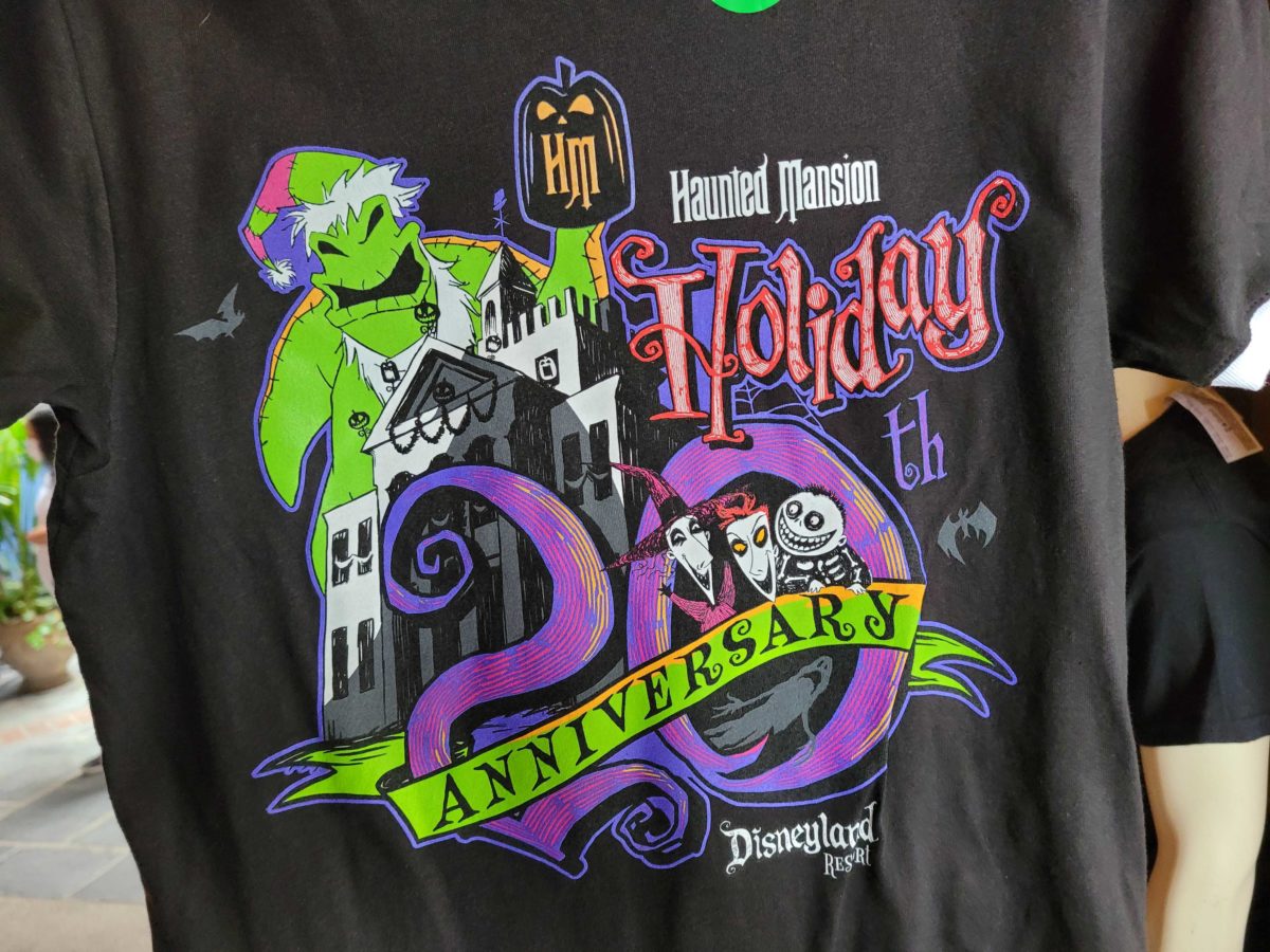 haunted-mansion-holiday-20th-anniversary-t-shirt-5