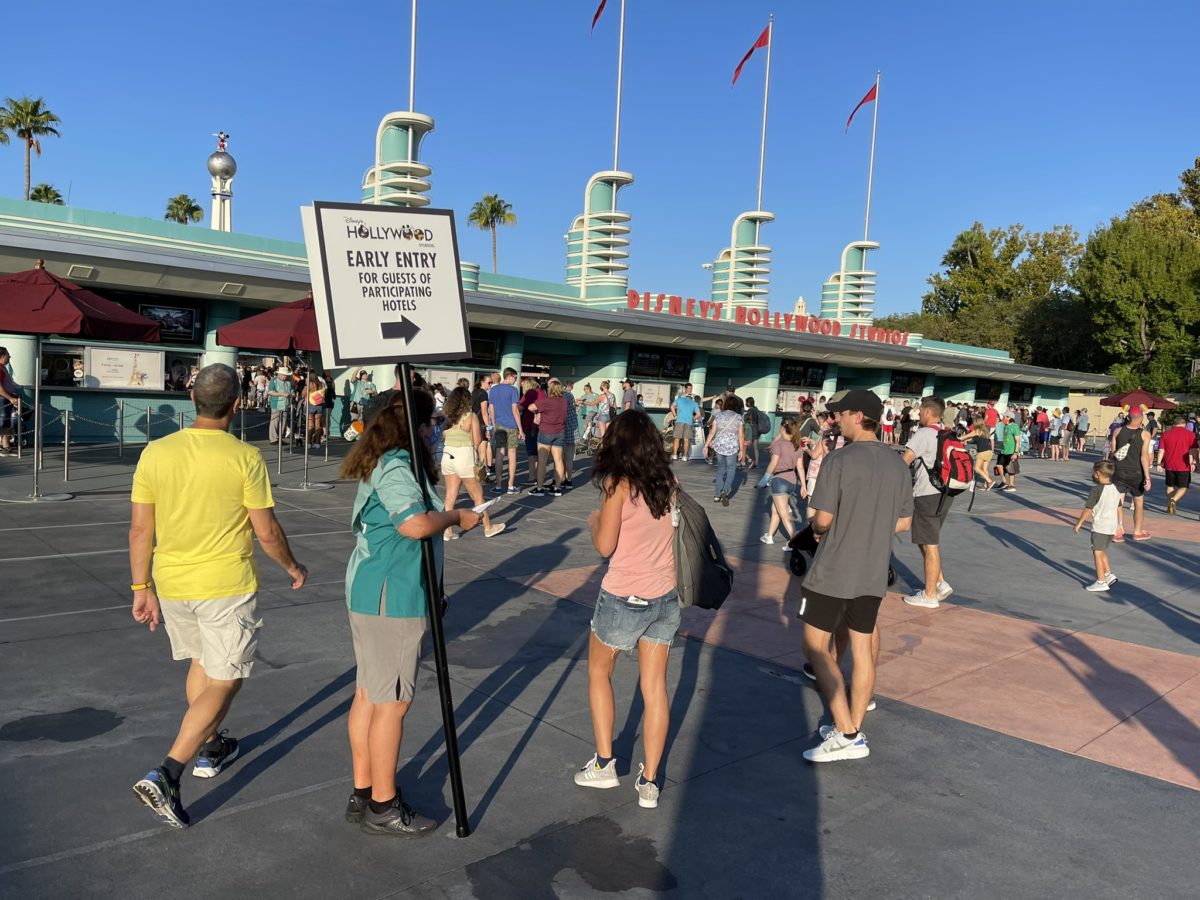 hollywood-studios-early-entry-1