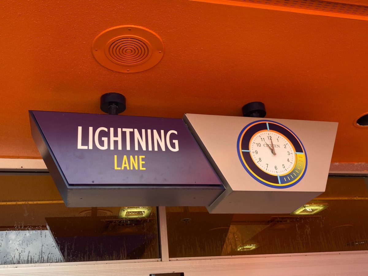 lightning-lane-signage-journey-into-imagination-with-figment-4