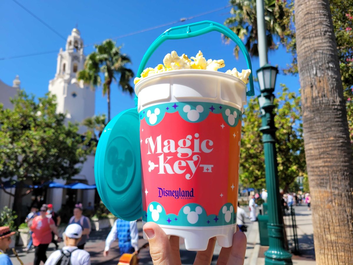 magic-key-popcorn-bucket-112434