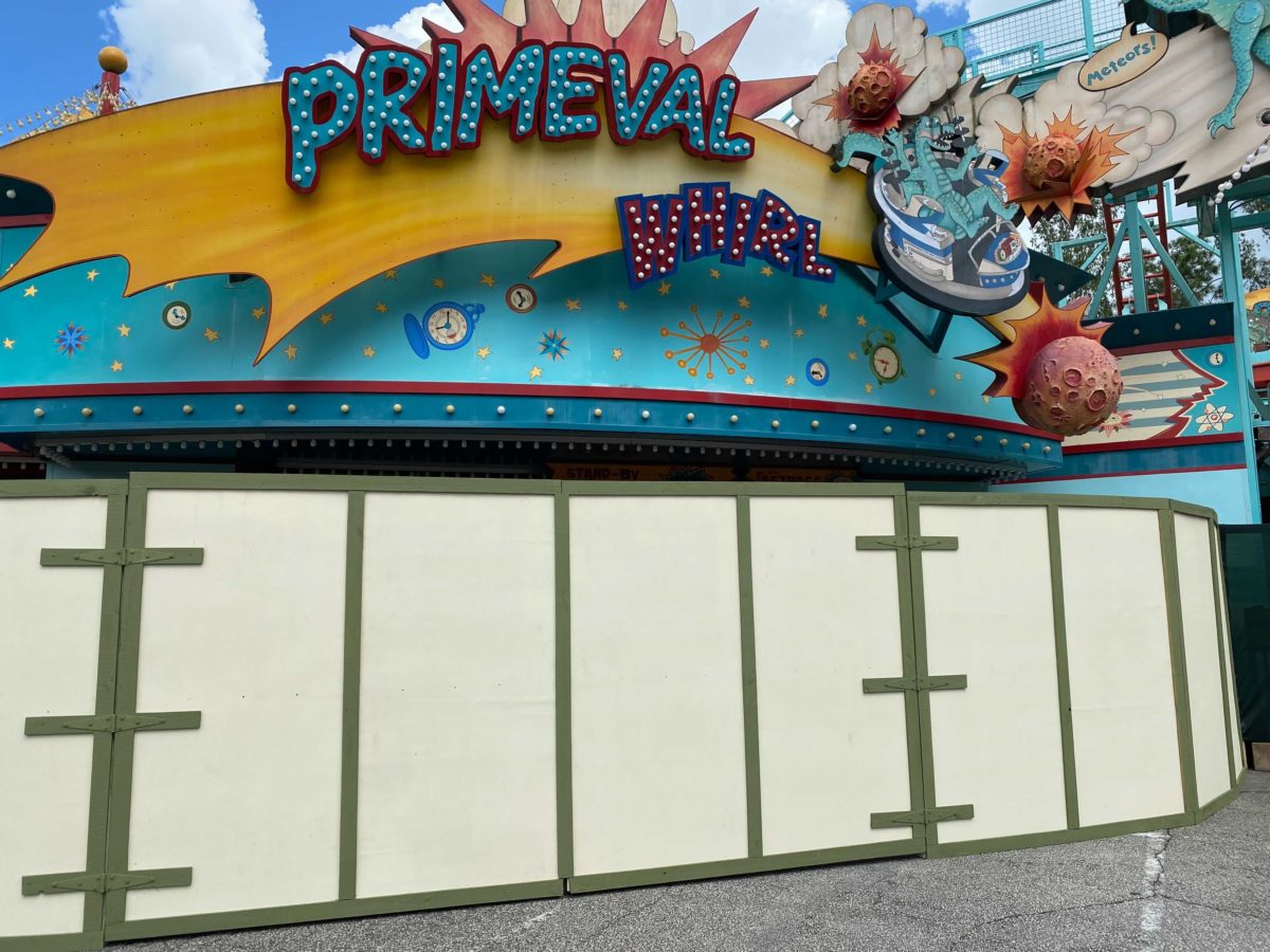 primeval-whirl-construction-walls-1-9287326