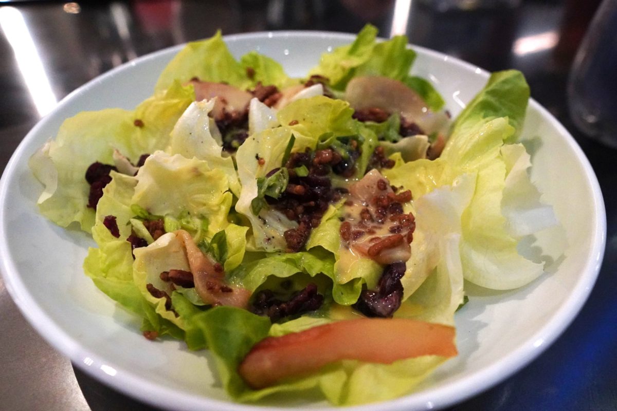 space-220-dinner-appetizers-space-greens-1-6133369