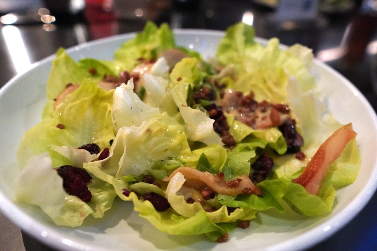 space-220-dinner-appetizers-space-greens-2-1362999